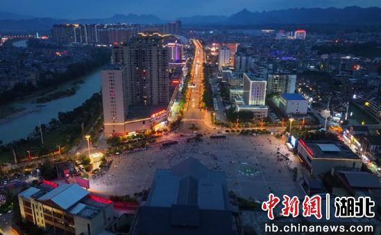 荆楚大地，湖北的历史、文化与地理概览